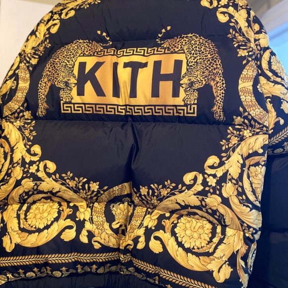 Versace x Kith collab puffer jacket - Picture 2 of 3